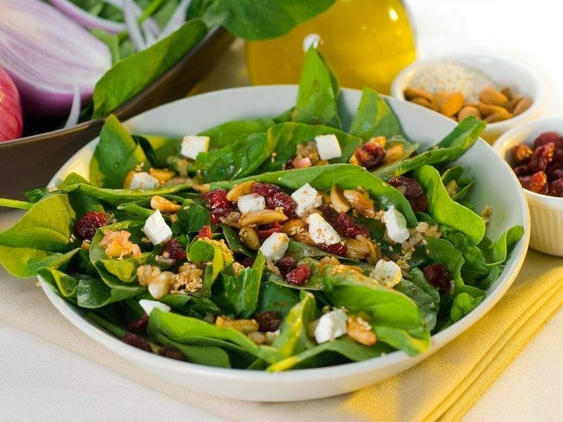 White Beans and Spinach Salad